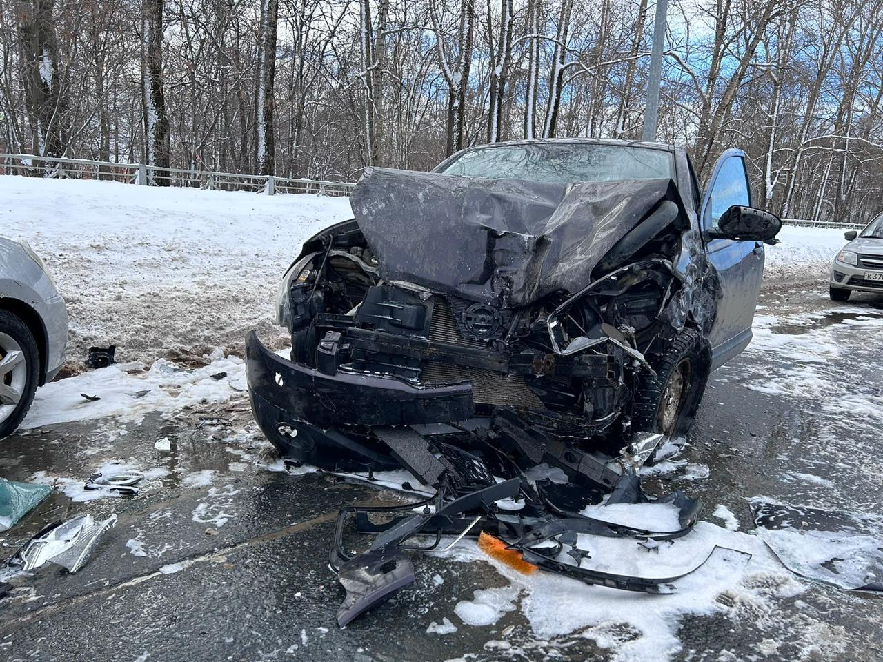 Молодая вологжанка погибла в жёсткой аварии из-за заноса авто